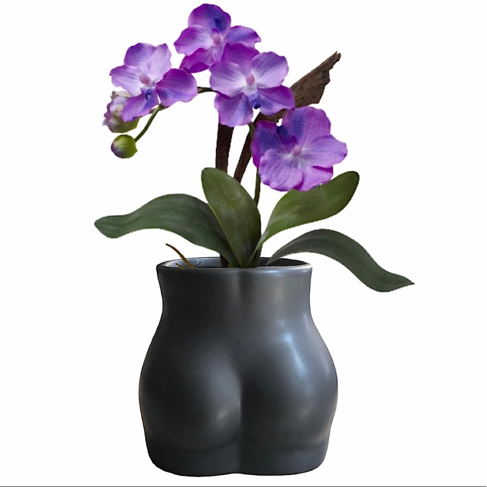 female body form ceramic vase butt planter
